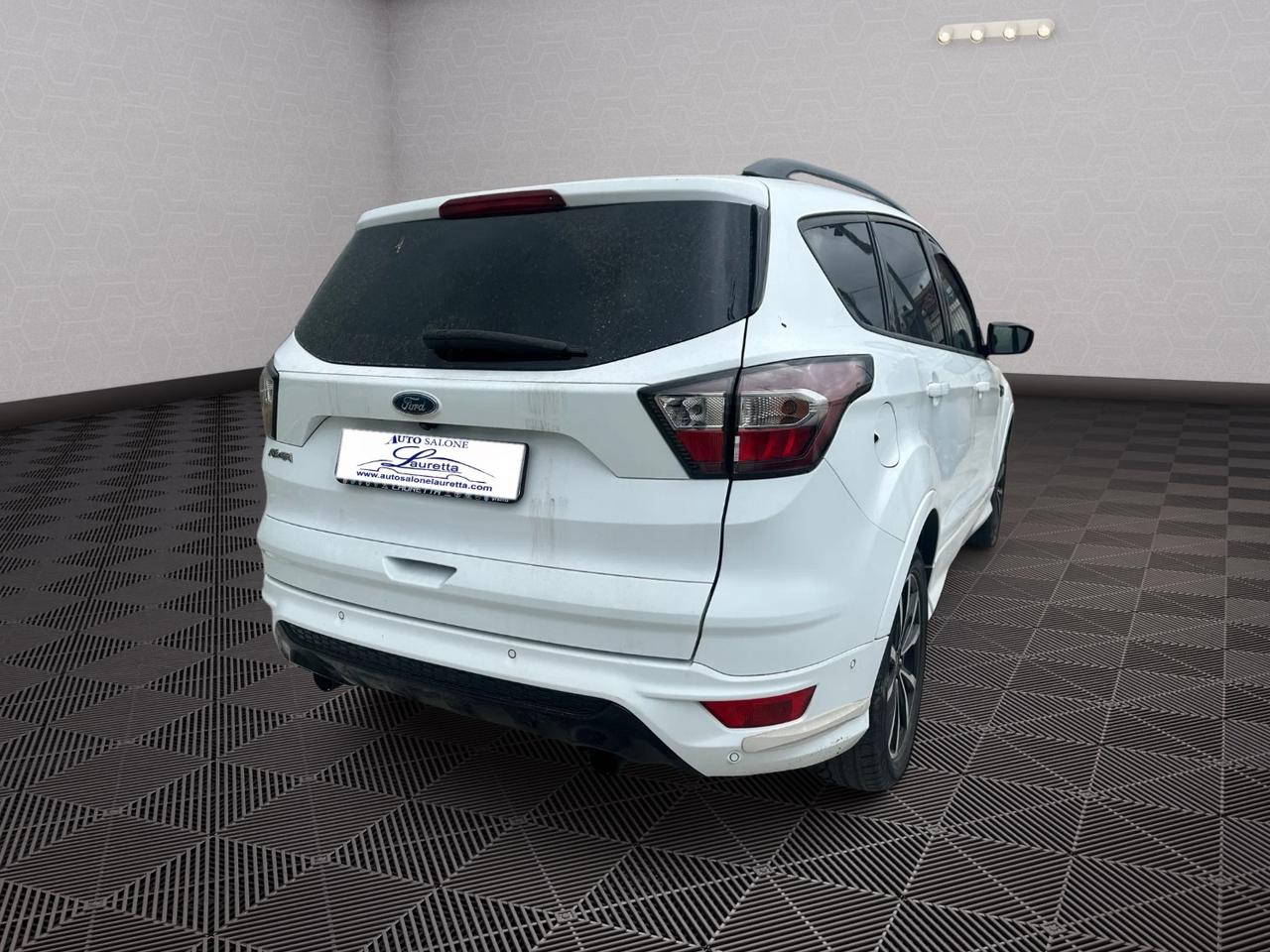 Ford Kuga 1.5 TDCI 120 CV S&S 2WD ST-Line