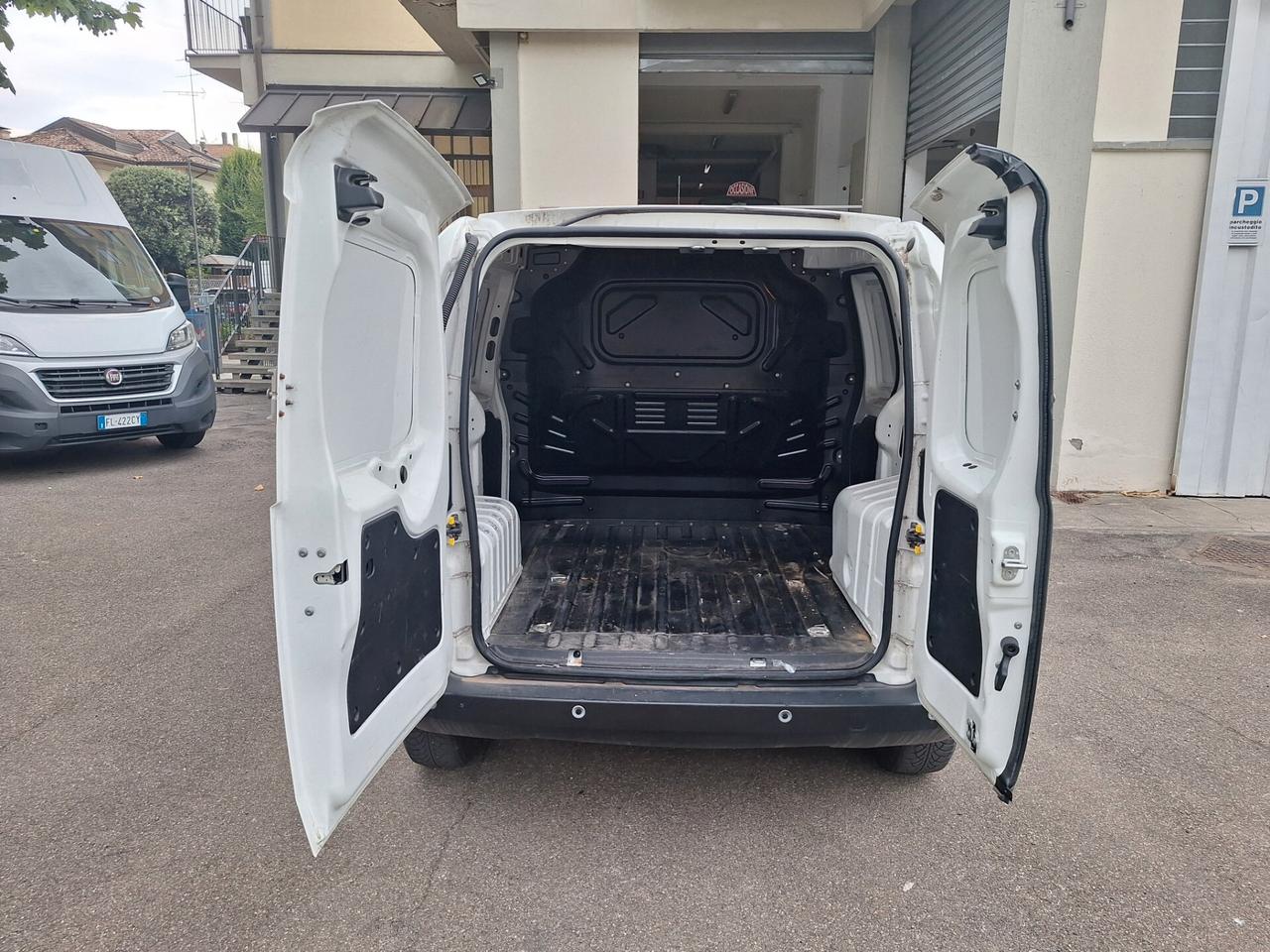 Fiat Fiorino 1.3 MJT 95CV Cargo SX