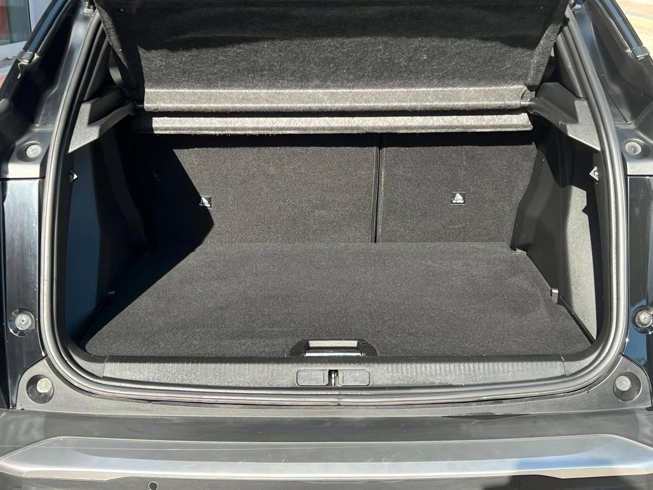 Peugeot 2008 BlueHDi 110 S&S Allure Pack