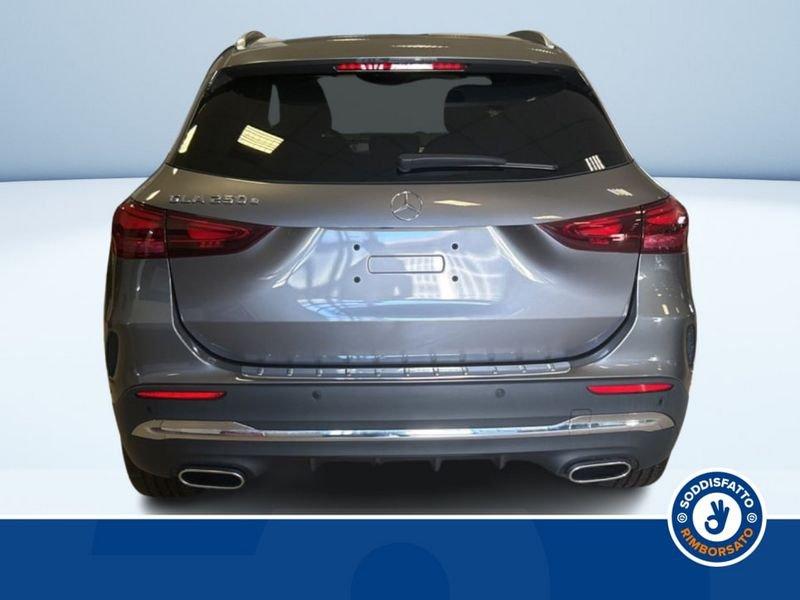 Mercedes-Benz GLA 250 E PLUG-IN HYBRID AUTOMATIC AMG line ADVANCED PLUS