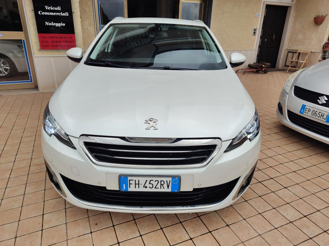 Peugeot 308 BlueHDi 120 S&S EAT6 SW Allure