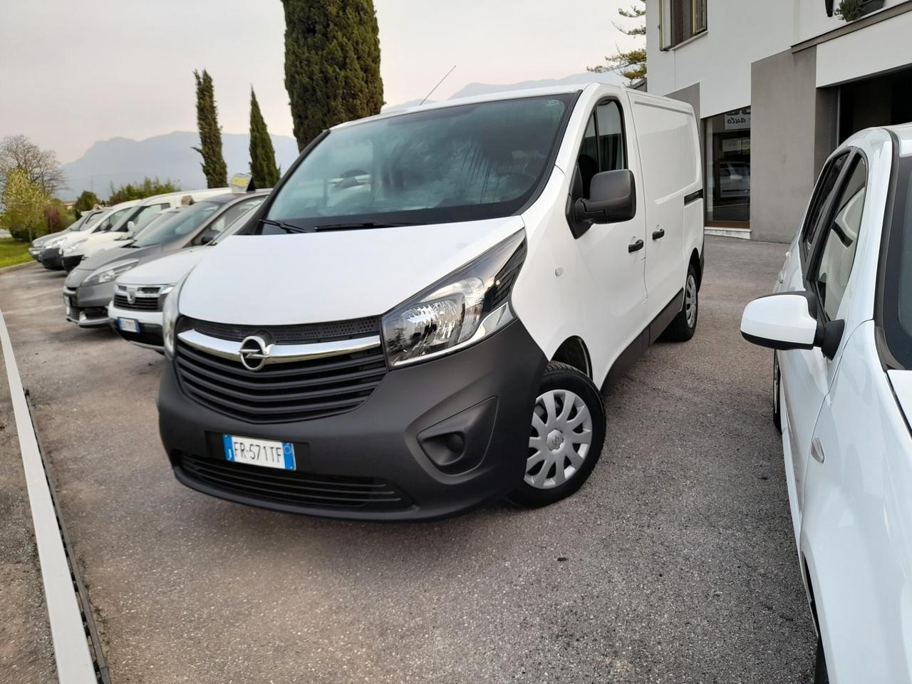 Opel Vivaro autocarro