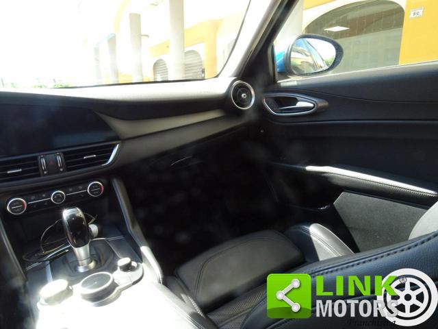 ALFA ROMEO Giulia 2.2 M.JET 210 CV Q4 VELOCE