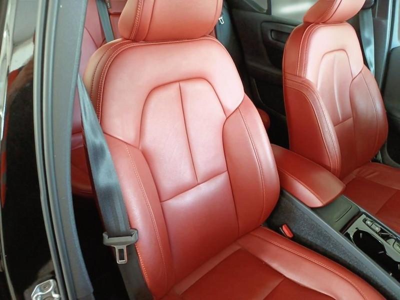 VOLVO XC40 B5 AWD AUTOMATICO INSCRIPTION SUV
