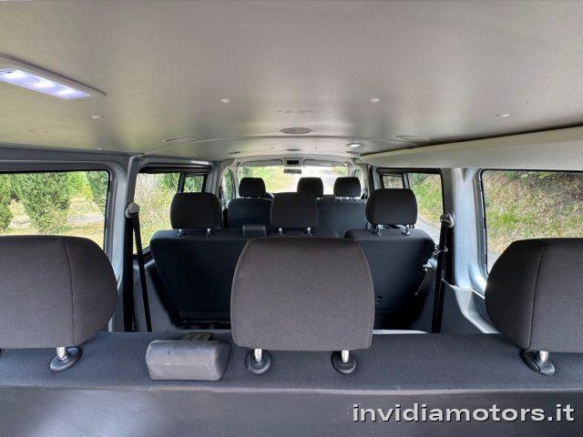 VOLKSWAGEN Caravelle T6.1 9 POSTI-NAVIGATORE