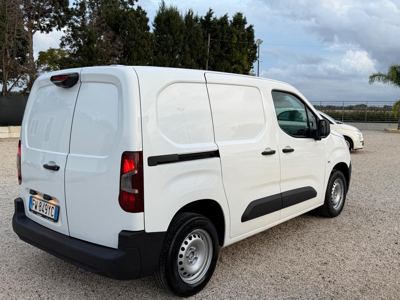 Citroen Berlingo BlueHDi 100 S&S Van M Control