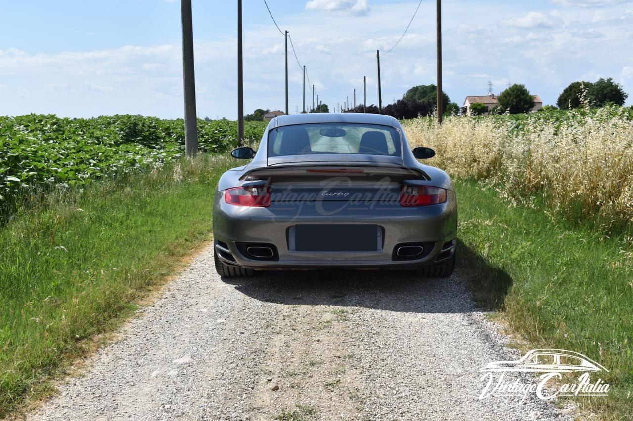 Porsche 911 Turbo