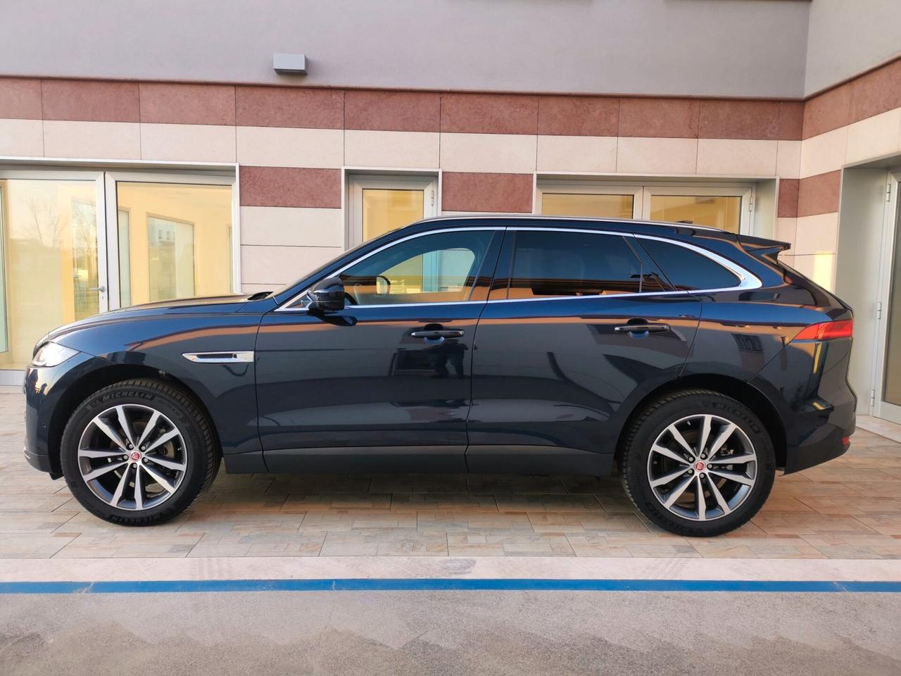 Jaguar F-Pace 2.0 D 240 CV AWD aut. Prestige