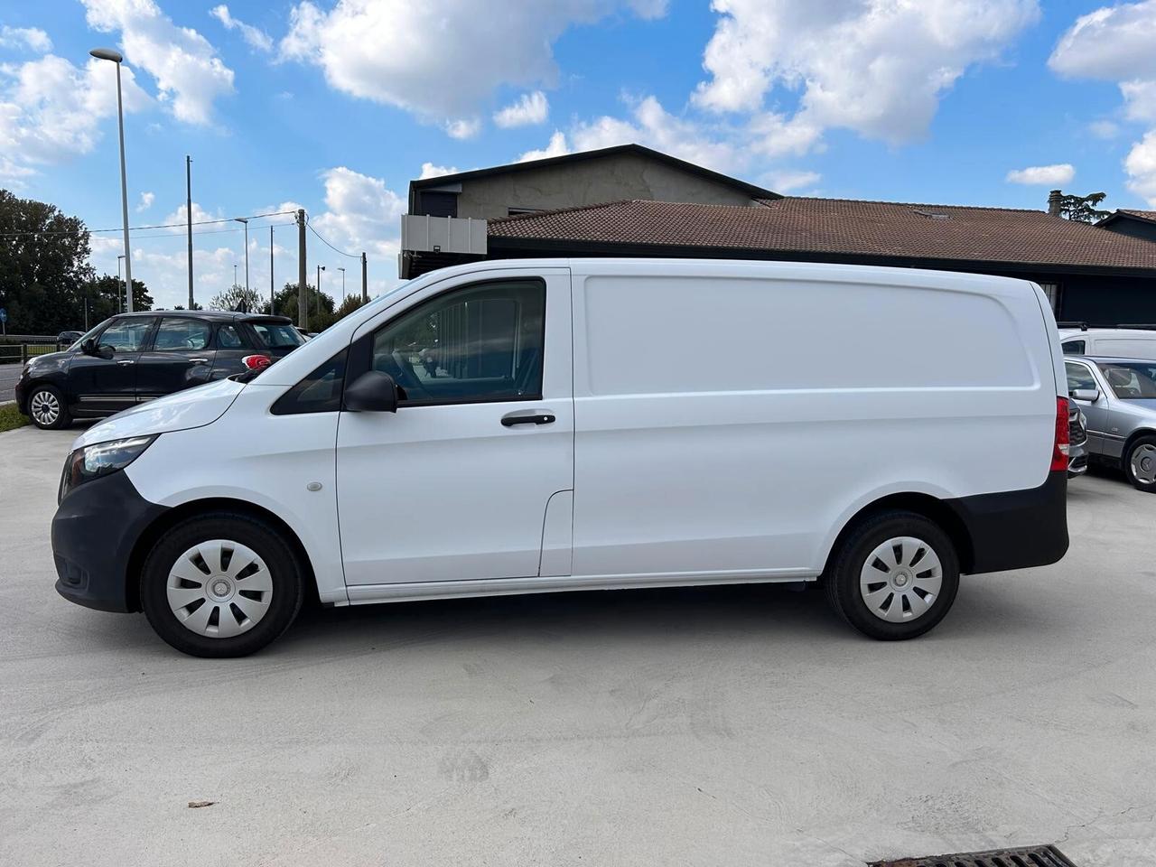 Mercedes Benz Vito Long 114 CDI