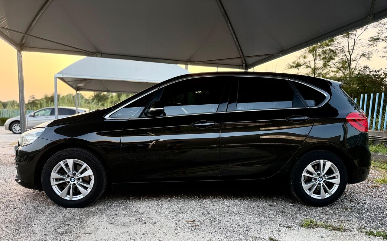 Bmw216d Active Tourer Luxury*BELLISSIMA
