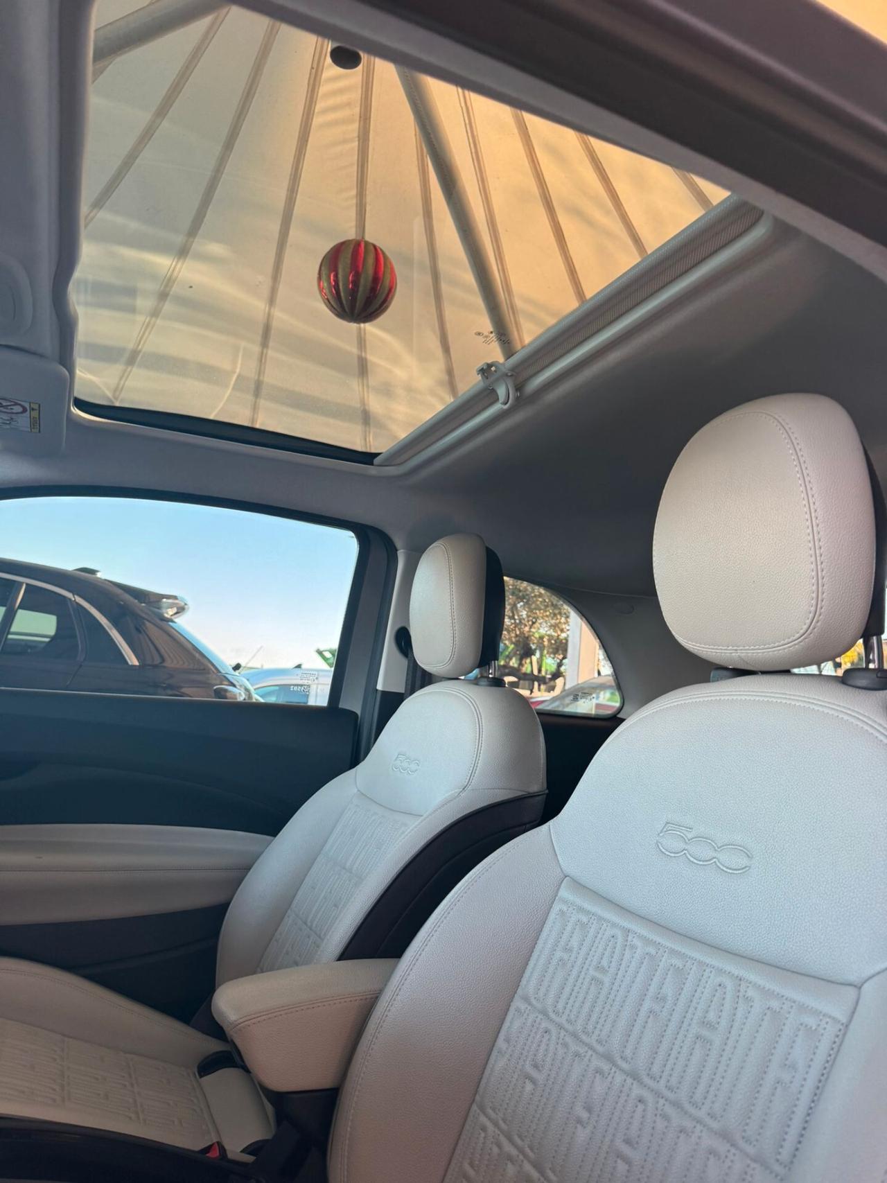 Fiat 500 500e Berlina 42 kWh La Prima