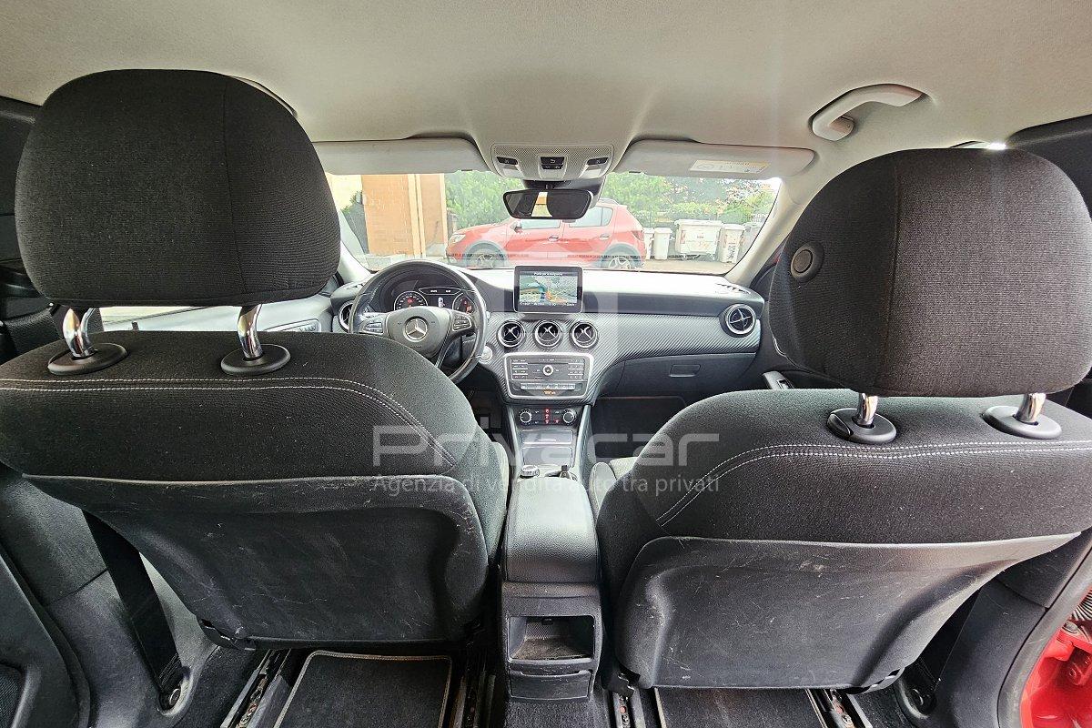 MERCEDES GLA 200 d Automatic 4Matic Premium