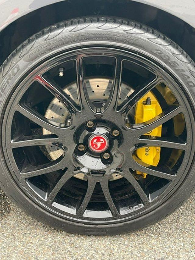 ABARTH 695 C 1.4 Turbo T-Jet XSR Yamaha Limited Edition