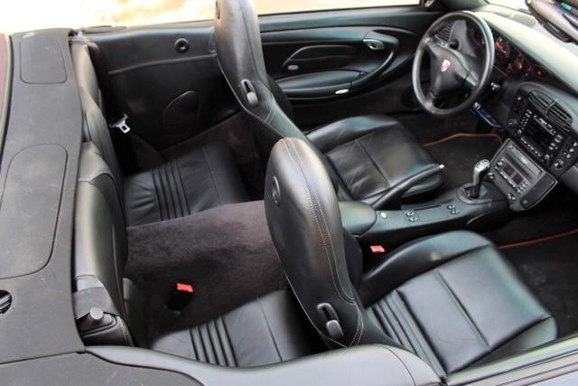 Porsche 911 Carrera cat Cabriolet 2000 da vetrina ISCRITTA ASI