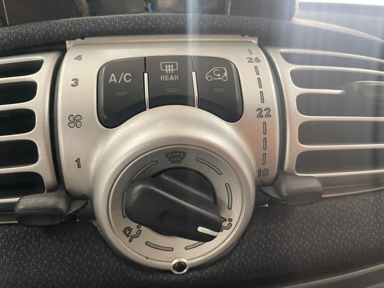 Smart ForTwo 1000 52 kW coupé passion