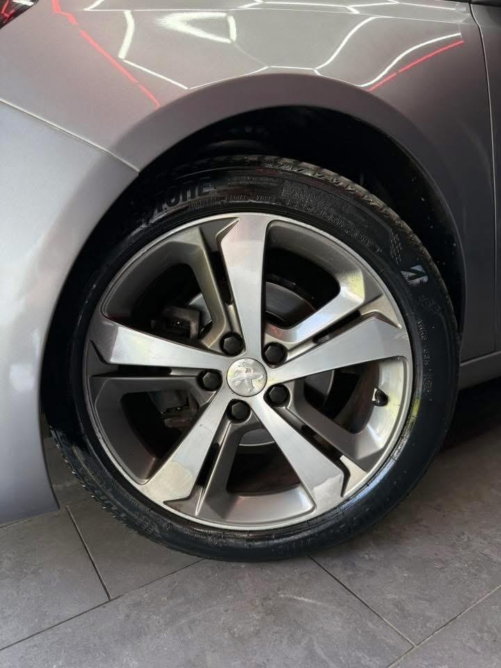 Peugeot 308 1.6 Hdi 116 cv Allure 2015