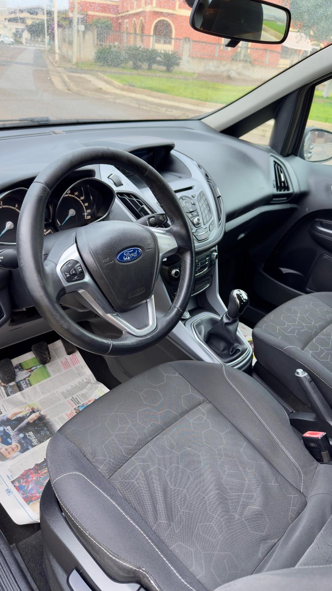 Ford B-Max 1.5 TDCi 75 CV Business Titanium