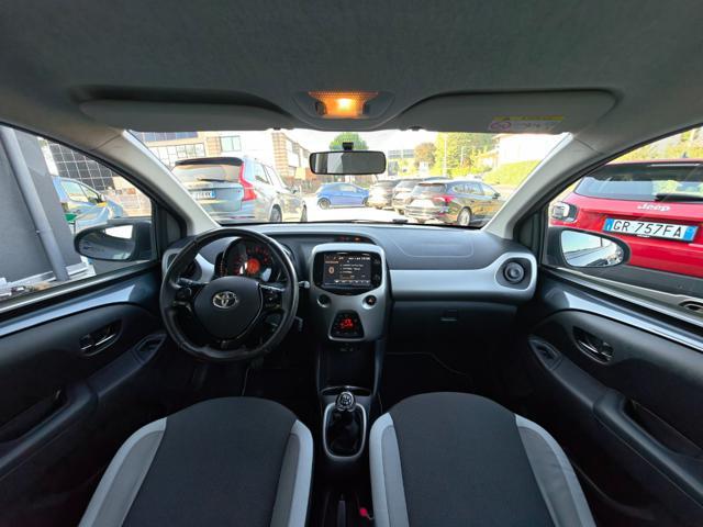 TOYOTA Aygo 1.0 VVT-i 69 CV 5 porte x-cool