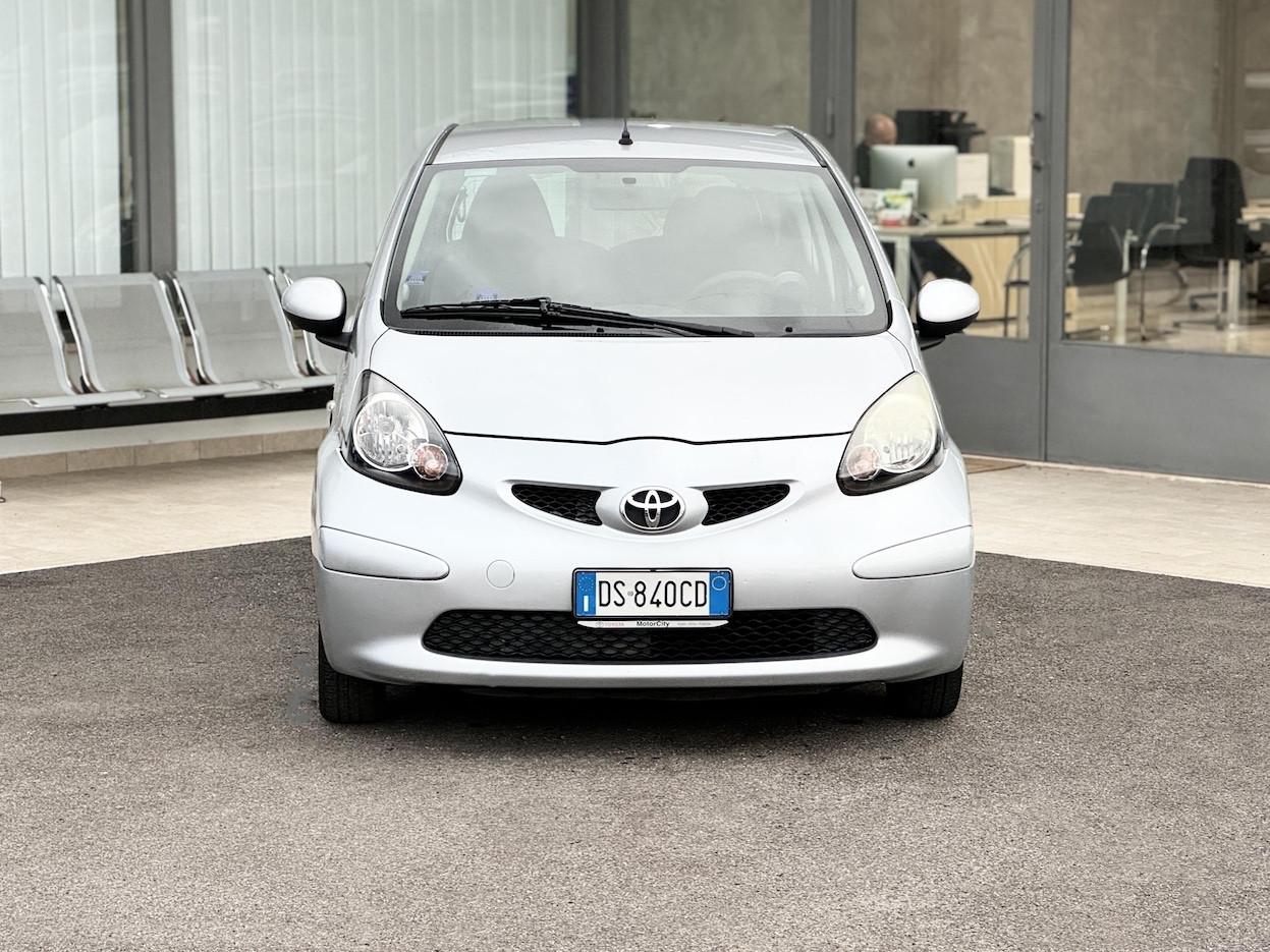 Toyota Aygo 1.0 Benzina 68CV Neo. Automatico - 2008