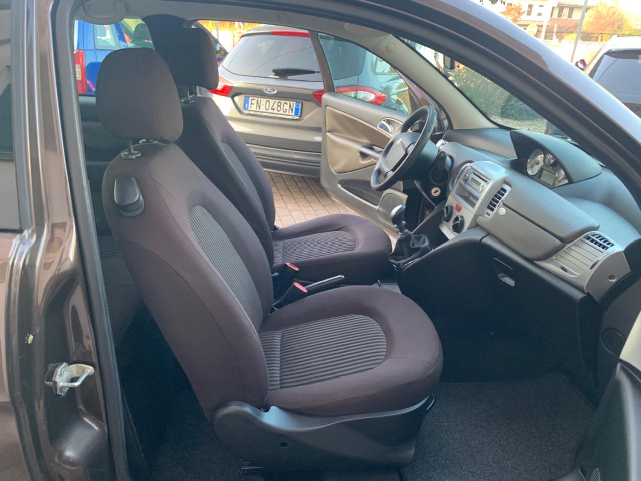 Lancia Ypsilon 1.2 69 CV Diva