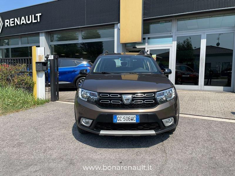 Dacia Stepway 1.0 TCe 100 ECO-G 15th Anniversary