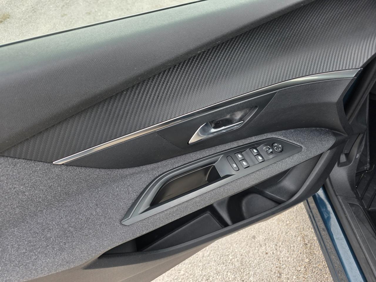 Peugeot 5008 BlueHDi 130 S&S EAT8 Active Pack