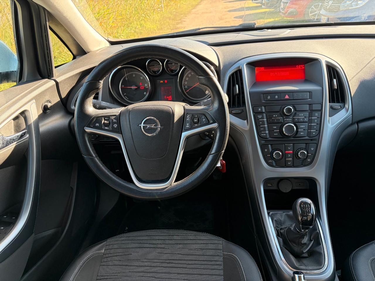 OPEL ASTRA 1.7 CDTI COSMO 110CV ANNO 2014