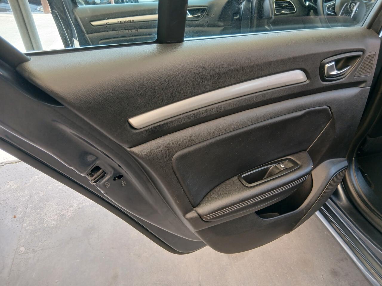 Renault Mégane sw 1.5 dCi 110 CV AUTOMATICA FUL 19