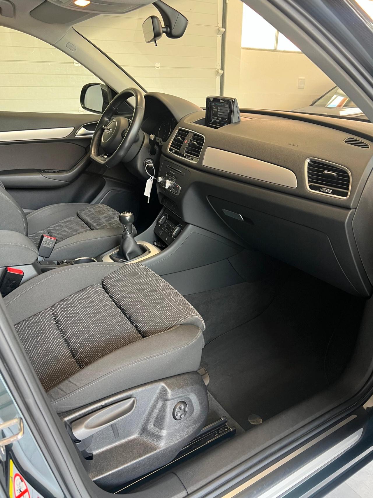 Audi Q3 2.0 TDI 150 CV quattro Sport