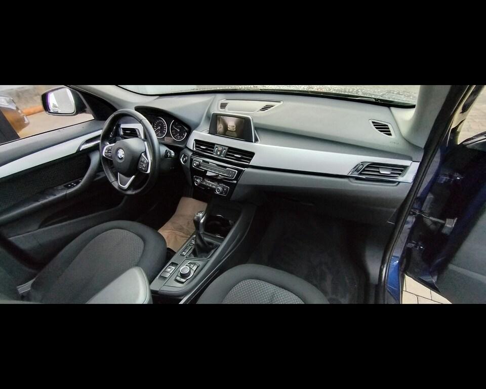 BMW X1 18 d Business xDrive Steptronic