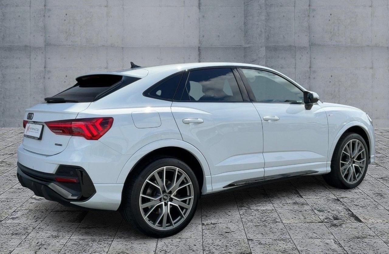 Audi Q3 35 TFSI S tronic S line edition 200cv Matrix Sonos