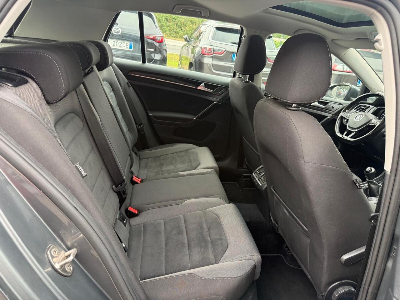 Volkswagen Golf 5p 1.4 tsi Business 125cv *VIRTUAL COCKPIT* *TETTO*