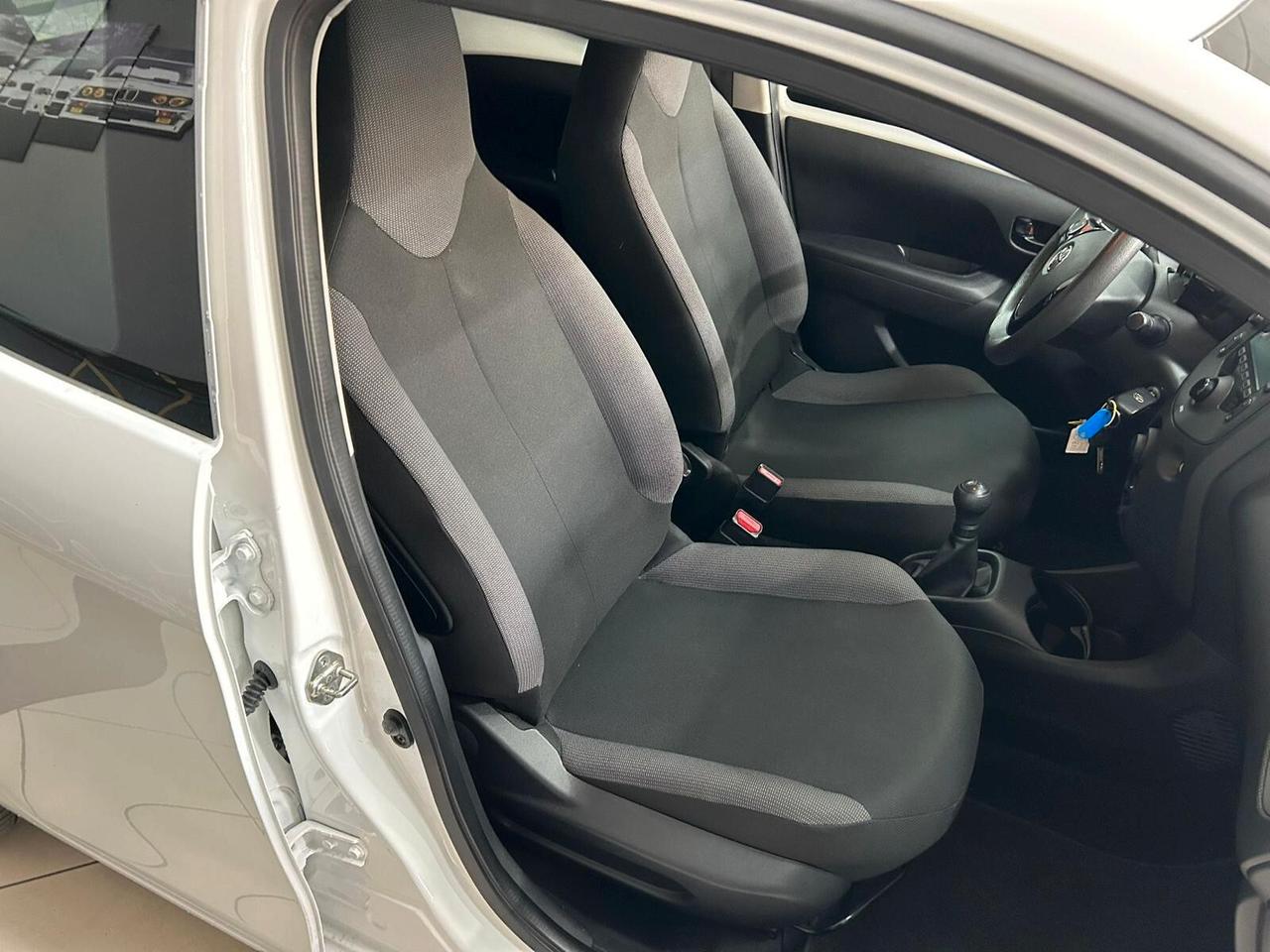 Toyota Aygo 1.0 - 5p - Gpl