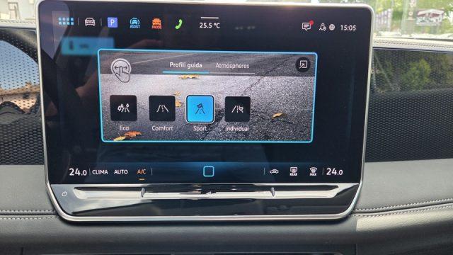 VOLKSWAGEN Tiguan 2.0 TDI 150 CV DSG Life PERMUTE UNICOPRIETARIO