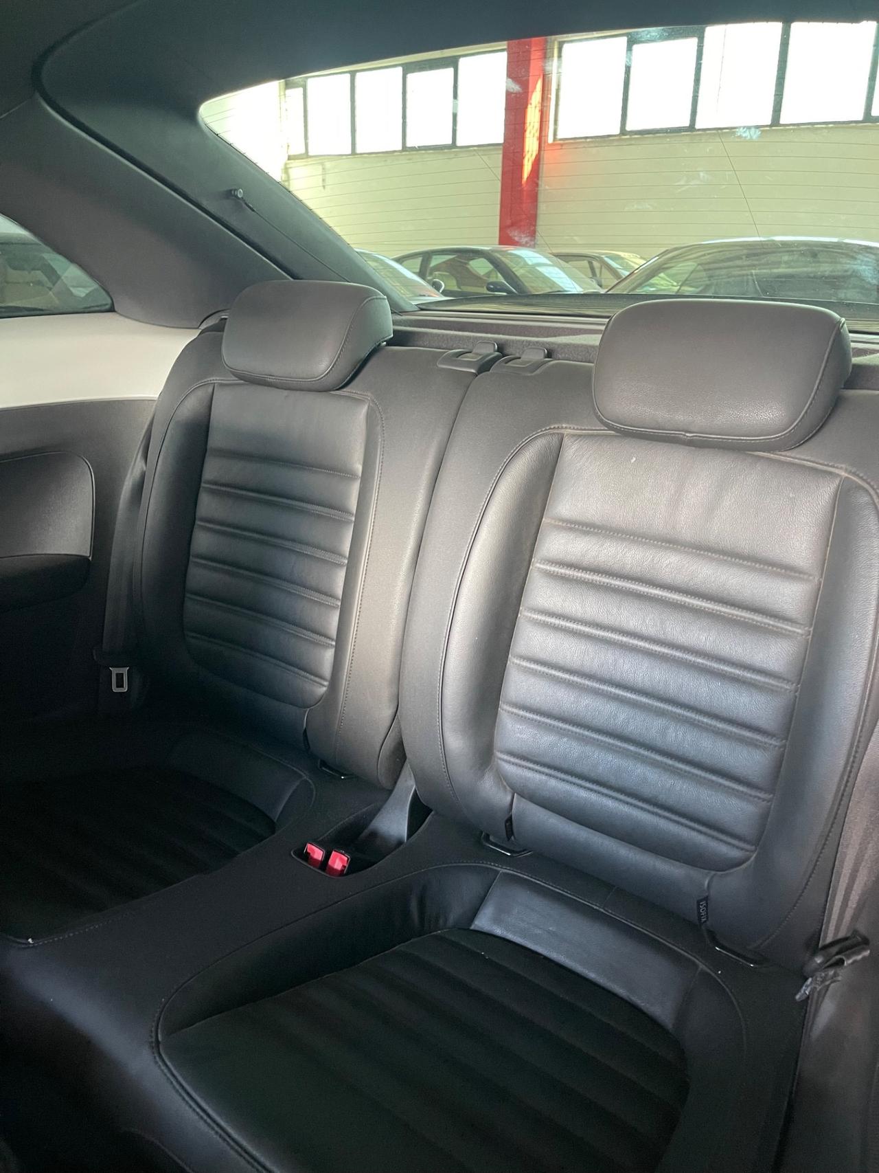 Volkswagen Maggiolino 1.6 TDI DSG Tetto Pelle PERMUTE RATE