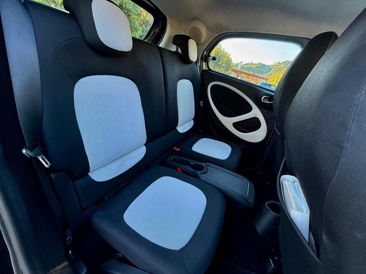 SMART FORFOUR 70 1.0 PASSION