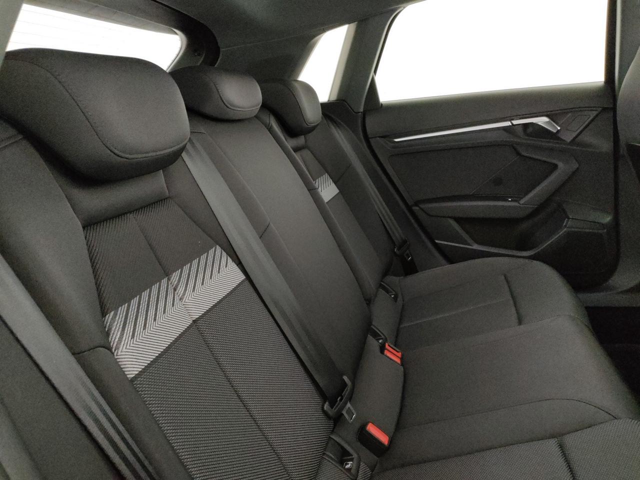 Audi A3 sportback 35 2.0 tdi s line edition s-tronic