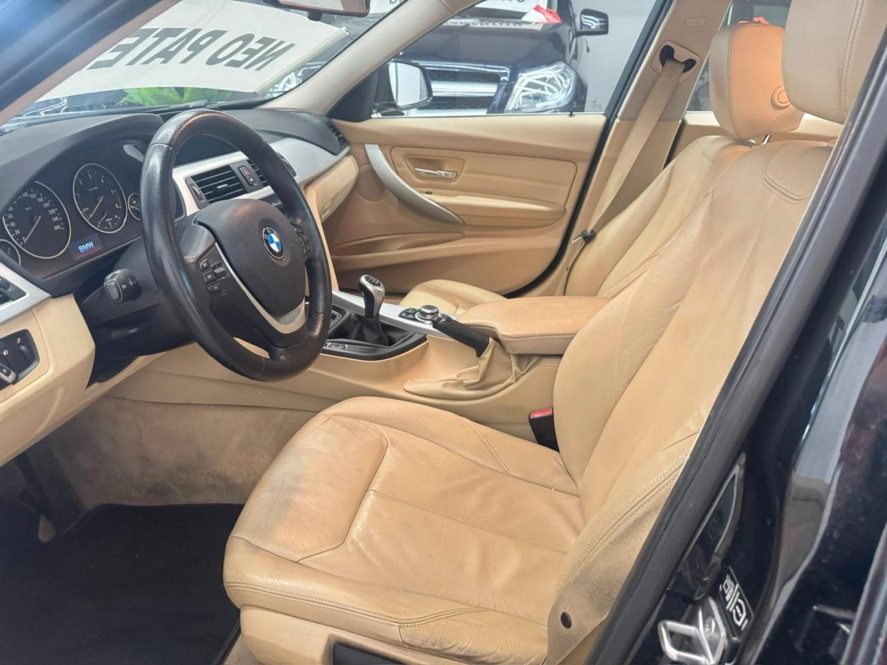 Bmw 316d 2.0d 116cv - Luxury - 2012