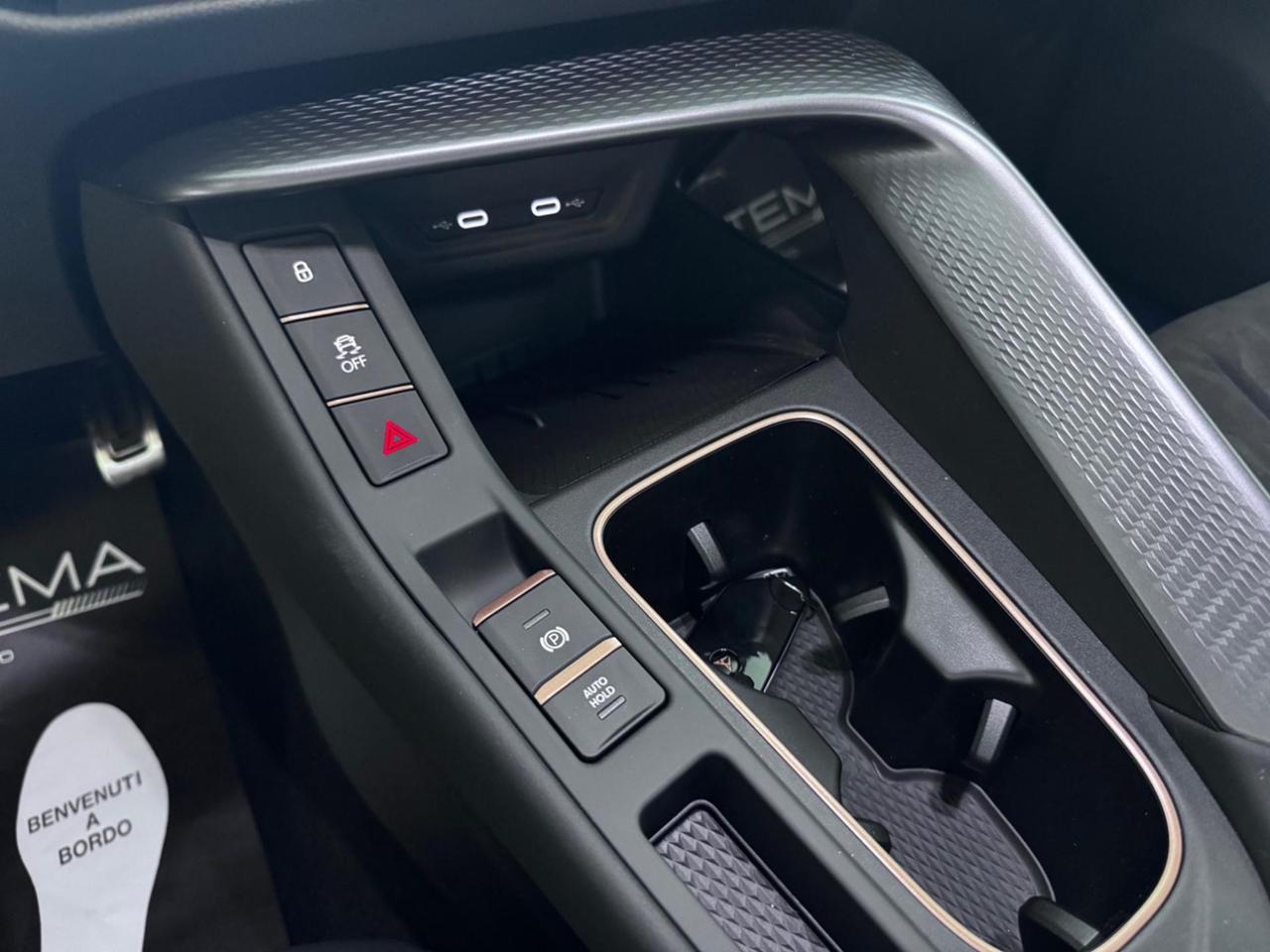 CUPRA Terramar 1.5 Hybrid DSG - MOONLIGHT DESIGN + PACK EDGE