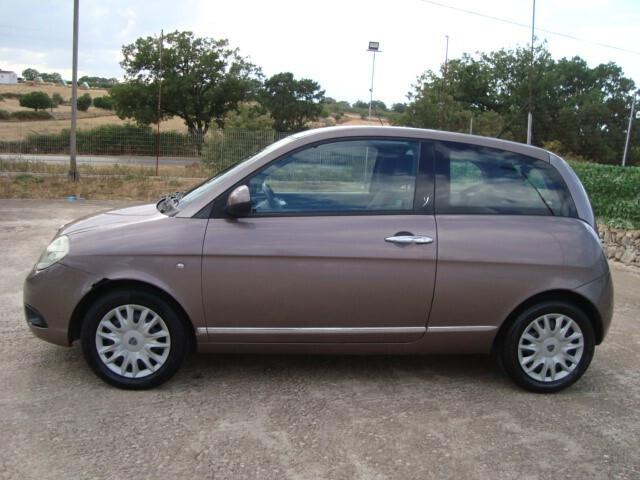 Lancia Ypsilon 1.3 MJT 75 CV Automatica