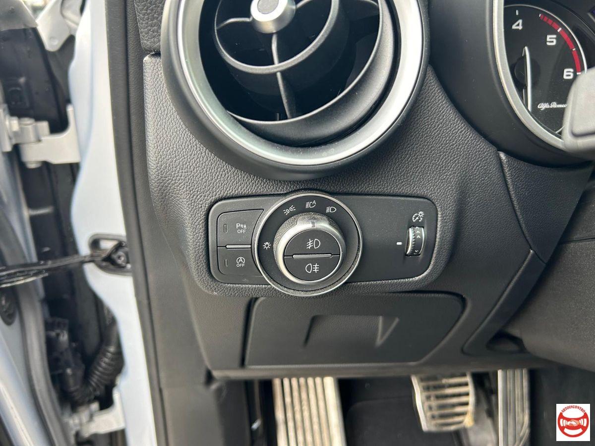 ALFA ROMEO - Stelvio - 2.2 T.diesel 210 AT8 Q4 VeloceTì