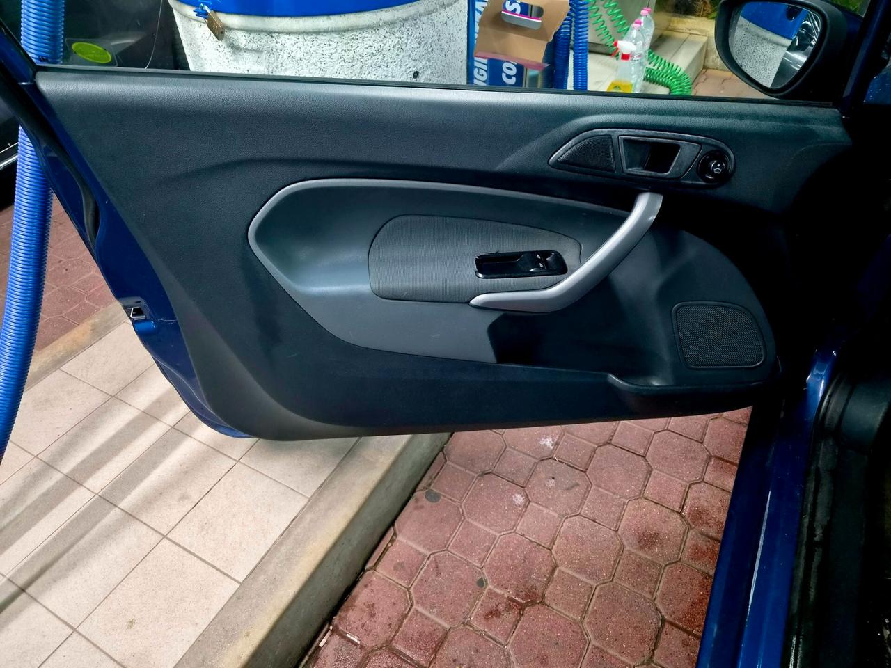 Ford Fiesta 1.4 3 porte Bz.- GPL Titanium
