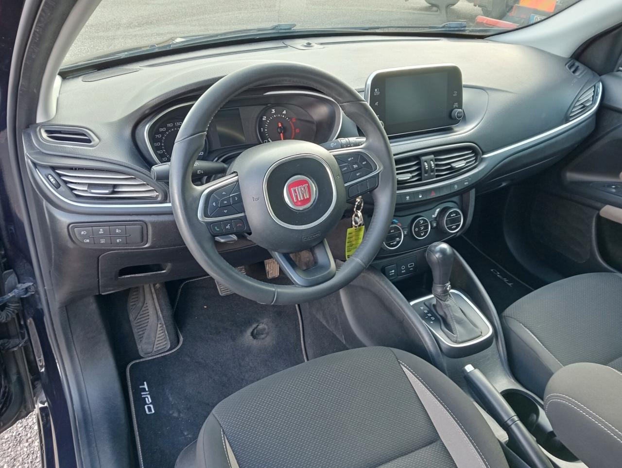 Fiat Tipo SW 1.6 Mjet 120cv DCT Lounge