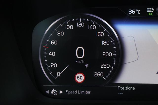 VOLVO XC40 T4 Recharge Plug-in Hybrid Inscription Expression