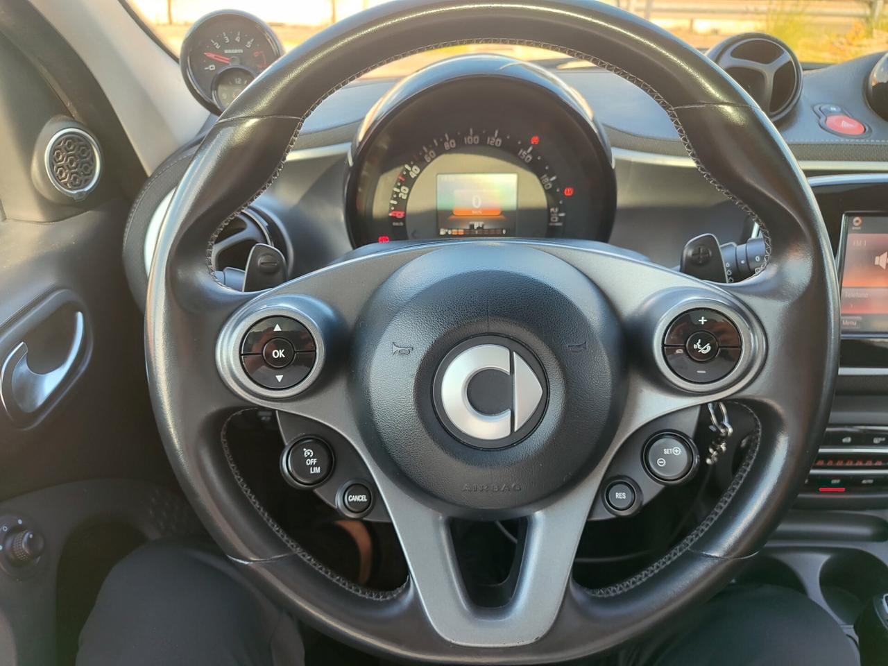 Smart ForFour BRABUS 0.9 Turbo twinamic Xclusive