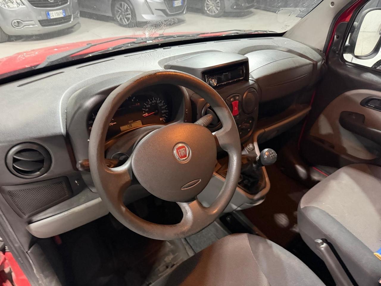Fiat Doblo 5 posti Metano