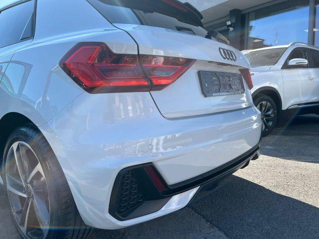 AUDI A1 SPB 30 TFSI Identity Black