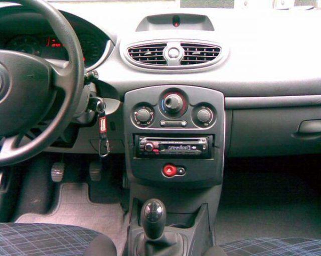 RENAULT Clio 1.5 dCi 70CV 5 P.Confort AUTOCARRO 4 Posti Uniprop