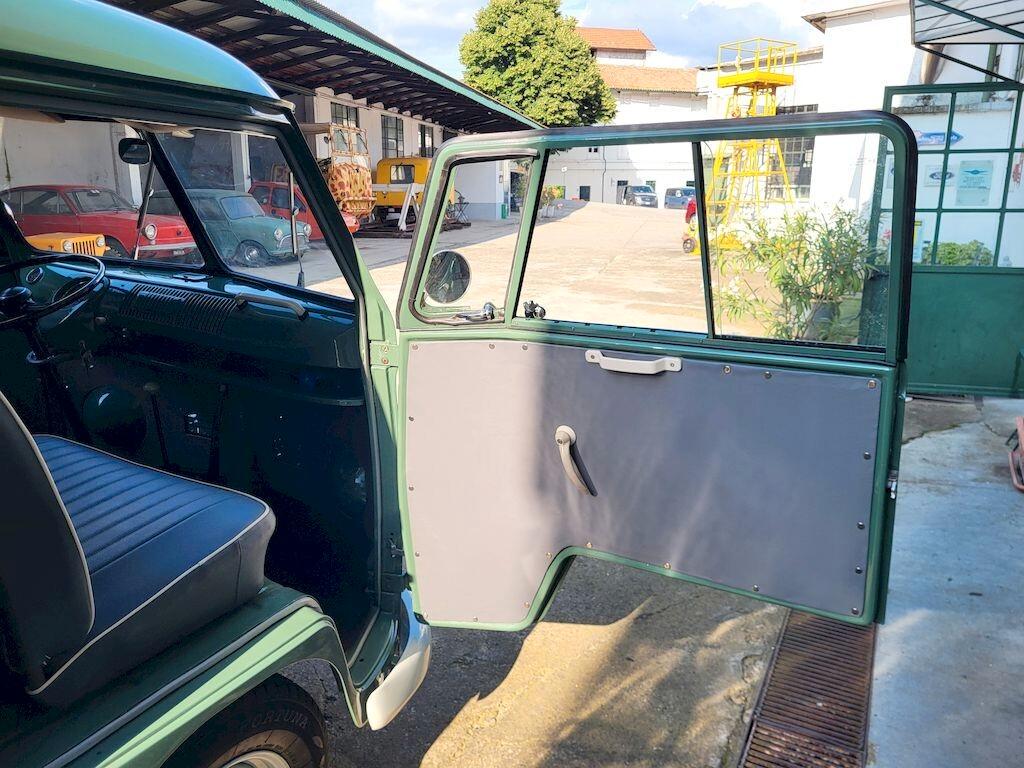 Volkswagen T1 Panel Split Window – 1964