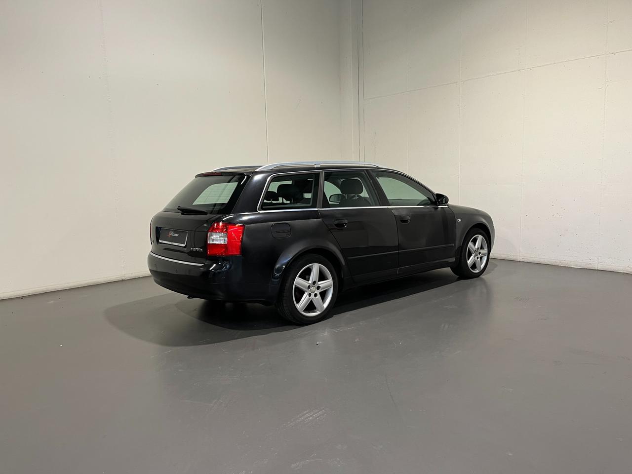 AUDI A4 AVANT 1.9TDI